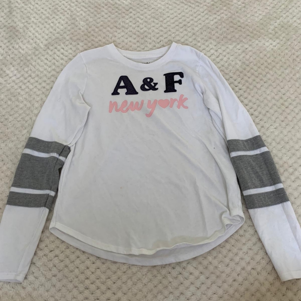 Abercrombie kids white long sleeve tee